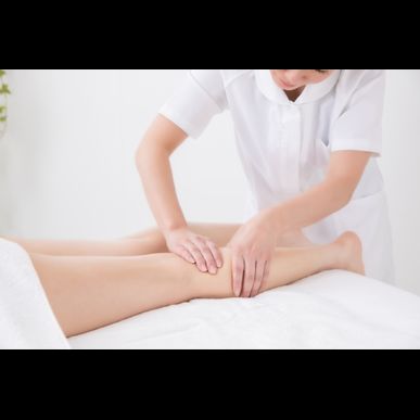 O脚による不調を改善し健康的な美脚を目指しましょう(*´▽｀*)